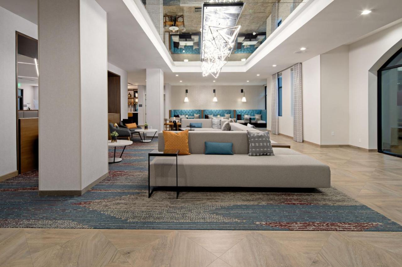 Hotel By Marriott Valencia