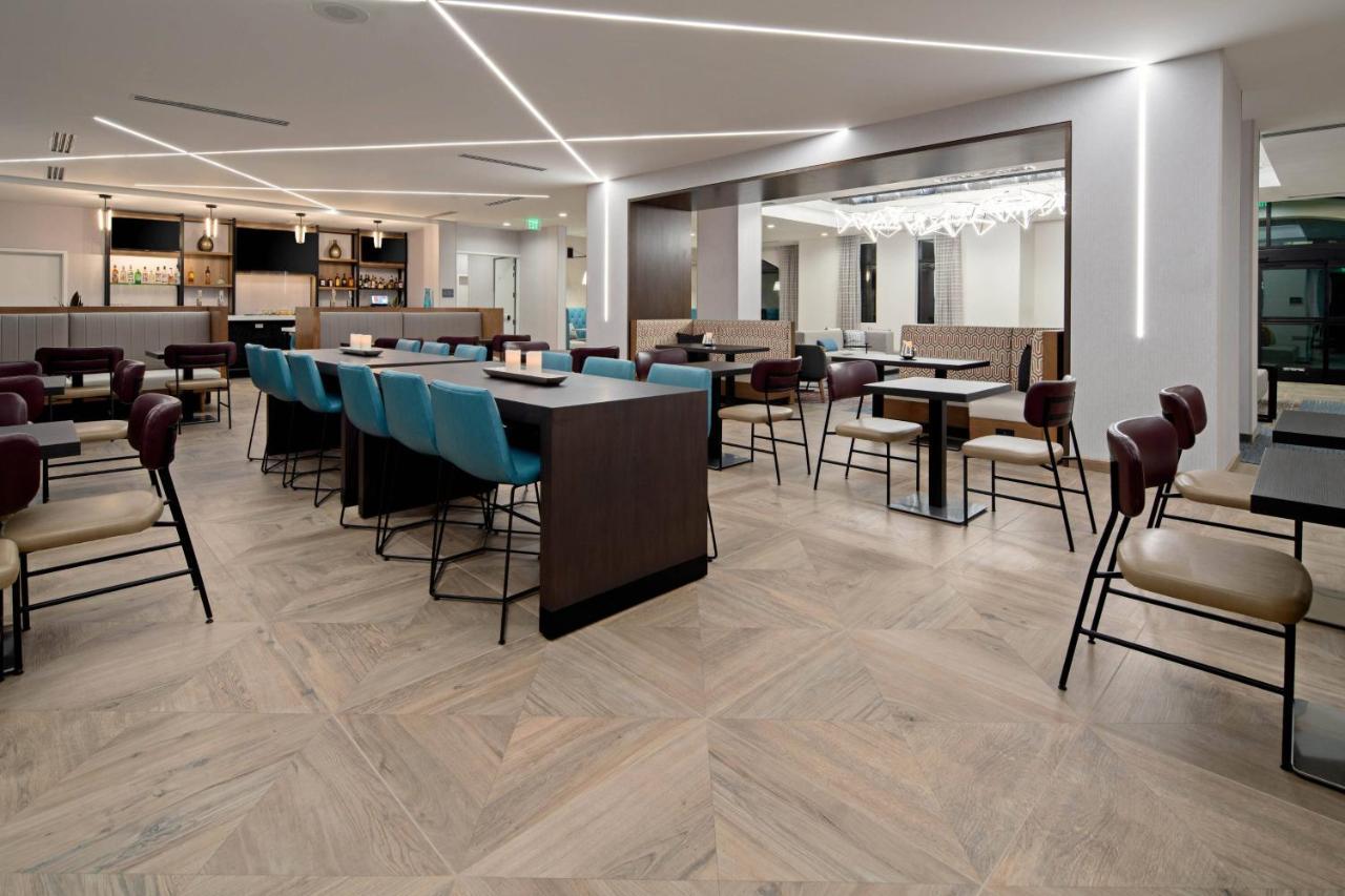 By Marriott Hotel Valencia