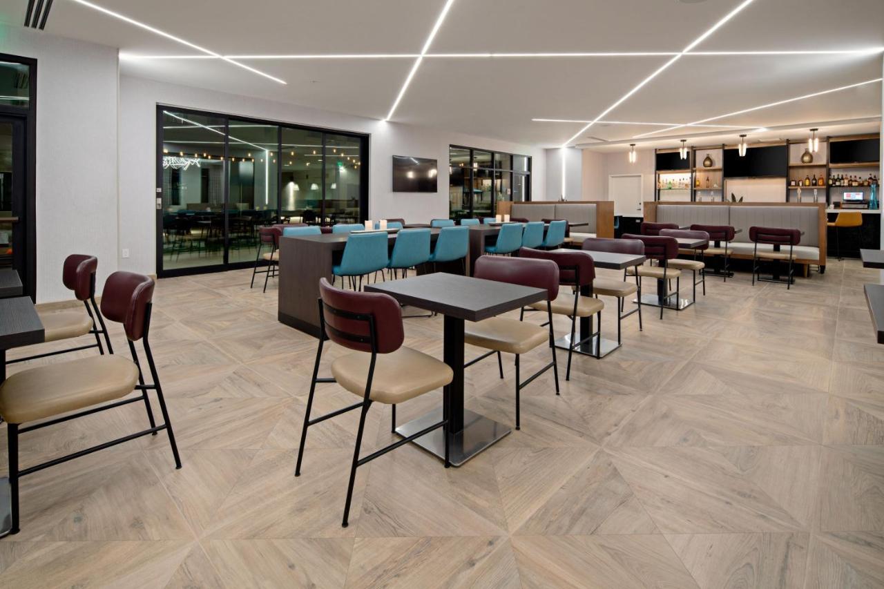 By Marriott 3* Valencia
